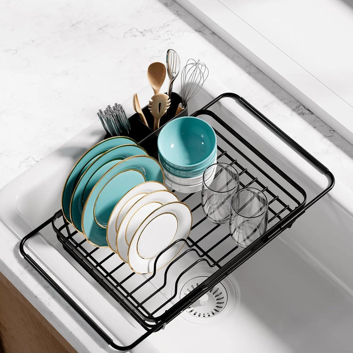 Dish Drying Rack in Sink - Expandable Stainless Steel Dish Rack Over The Sink, Kitchen Sink Drain Strainer with Cutlery Holder & Cup Holders, 15.4 x 11.3 x 6.6 Inch, Black