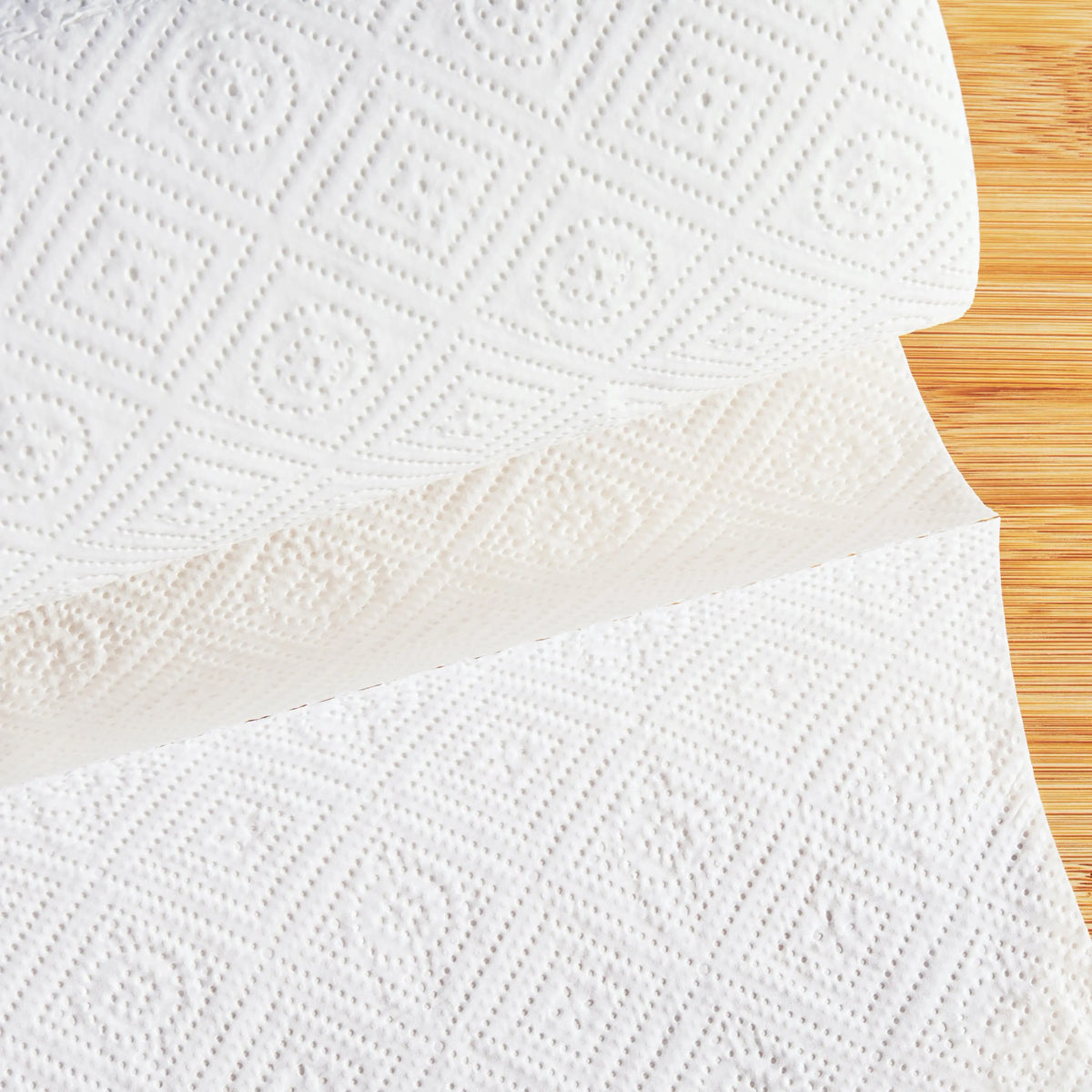 Grove Co. 2-Ply Bamboo Kitchen Paper Towels (5.4" x 11", 140 Sheets/Roll), FSC Certified, Absorbent, Dye-Free, Bleach-Free, Unscented Home Care Supplies for Kitchen Spills & Cleanup