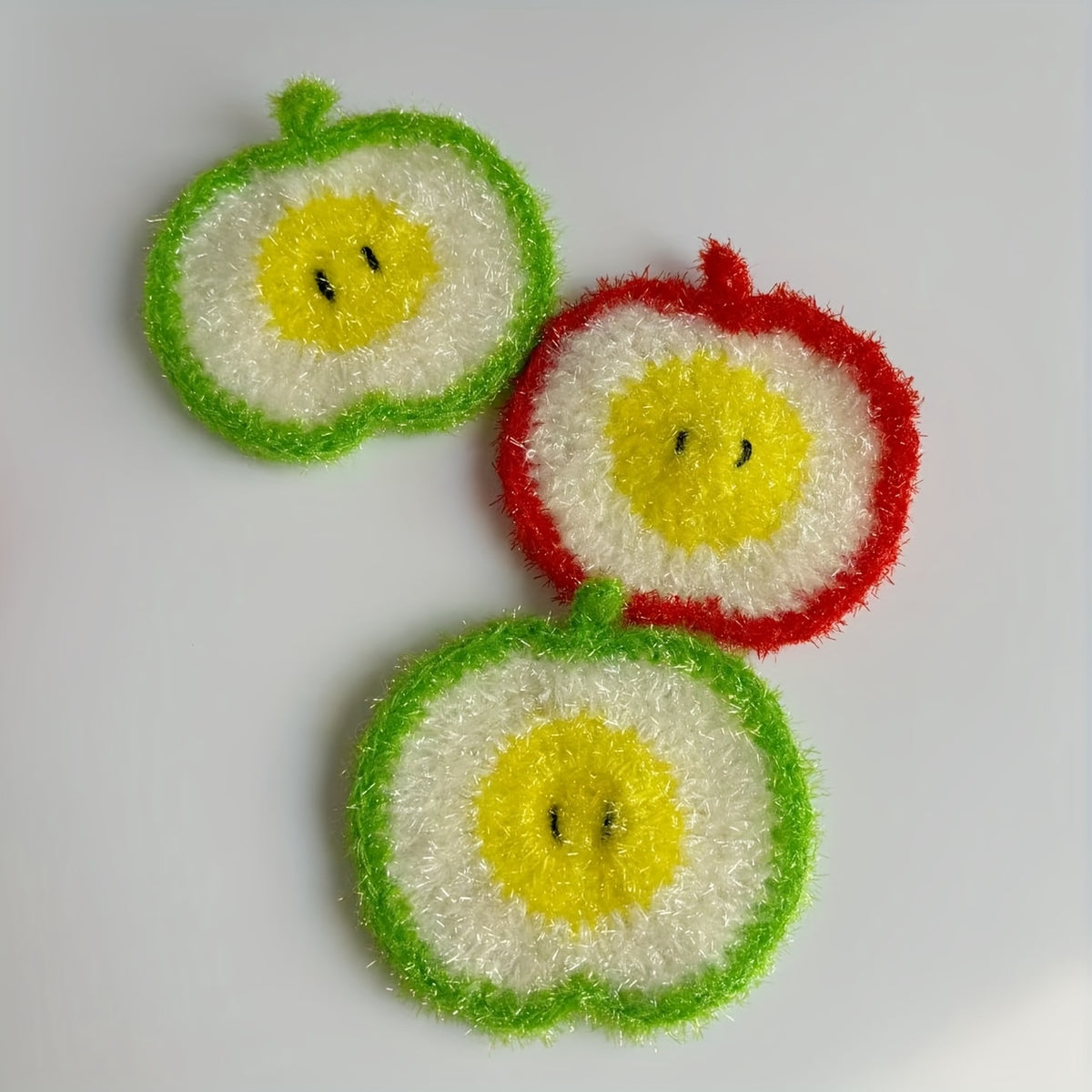 Sliced Large Apple Design, Hand-crocheted Polyester Fiber Multi-purpose Dishcloth, Kitchen Scrubber, Table Decoration, Holiday Gift, Dishwasher-safe Scrubbing Cloth